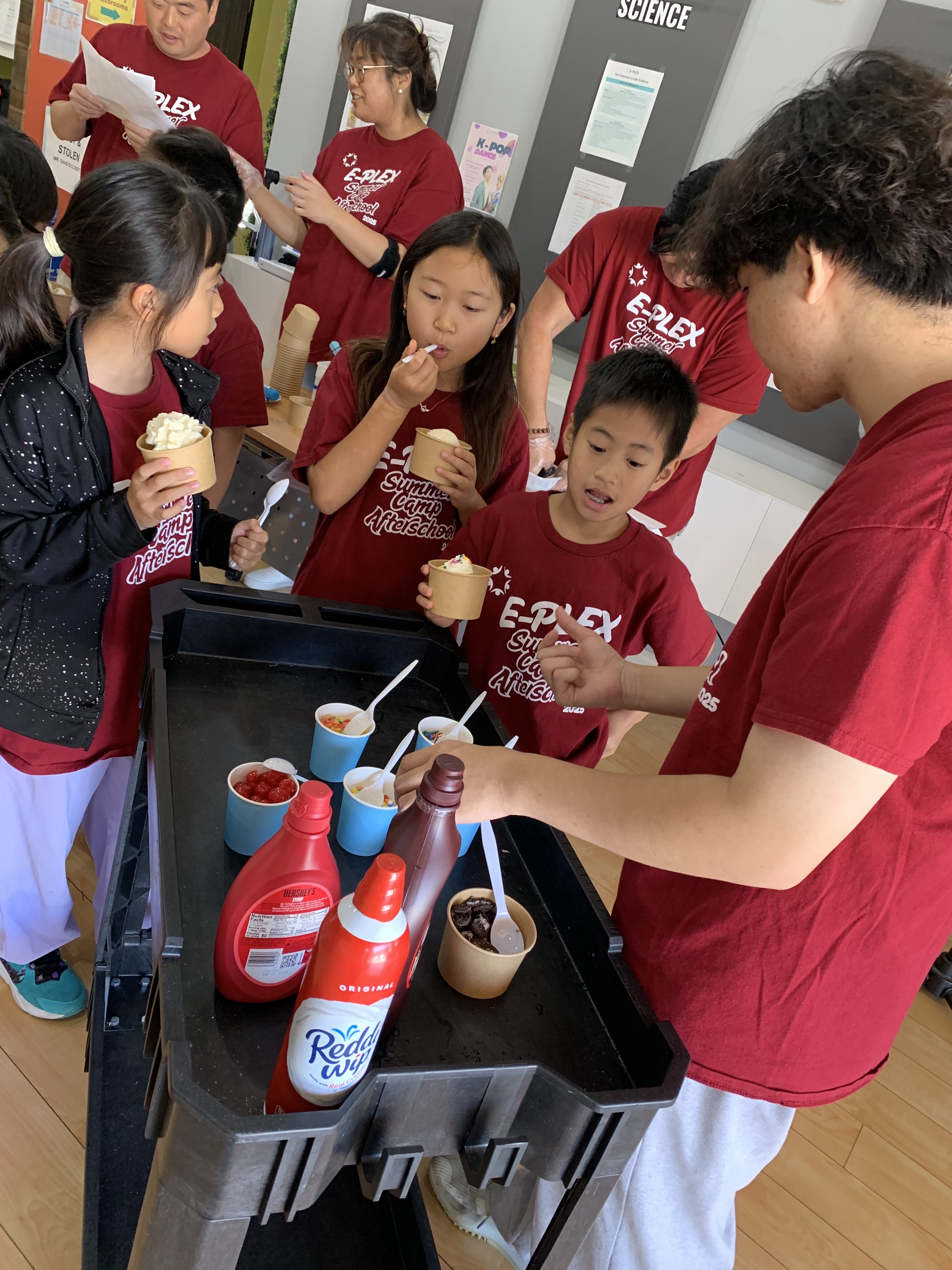 7/11 - Ice Cream Station